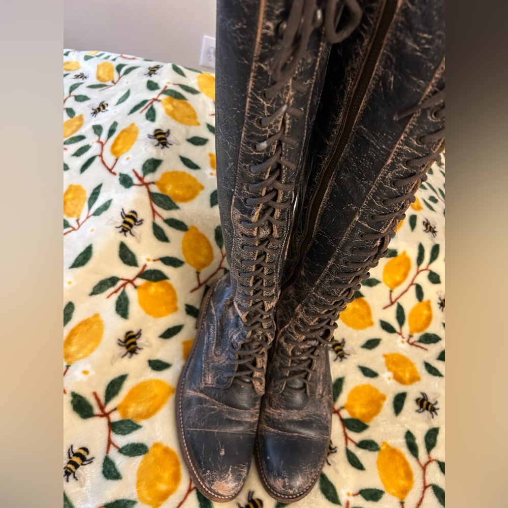 Bed Stu Distressed Knee High Lace Up Boos.  Dark Brown and Tan.  Size 9